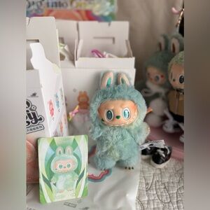 THE MONSTERS Labubu Big into Energy Series: Serenity